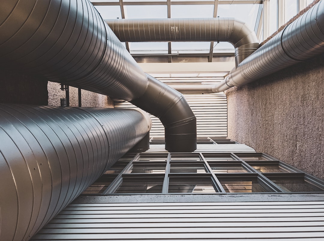 Installation d'une VMC double flux avec échangeur thermique en combles